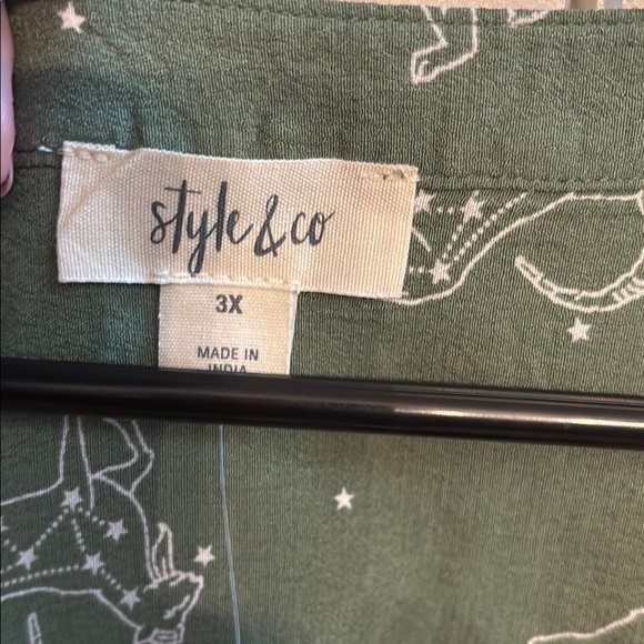 NWT Style & Co constellation/animal green 3X Women's Top - Picture 3 of 5